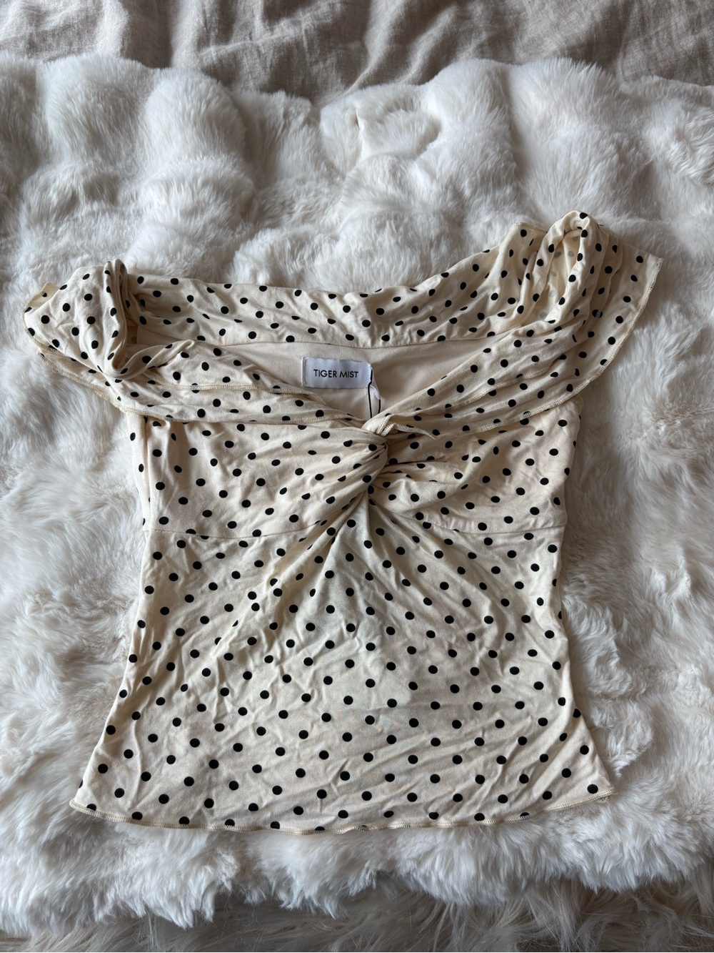 NWT Tiger Mist Cream Polka Dot Off-Shoulder Twist Top